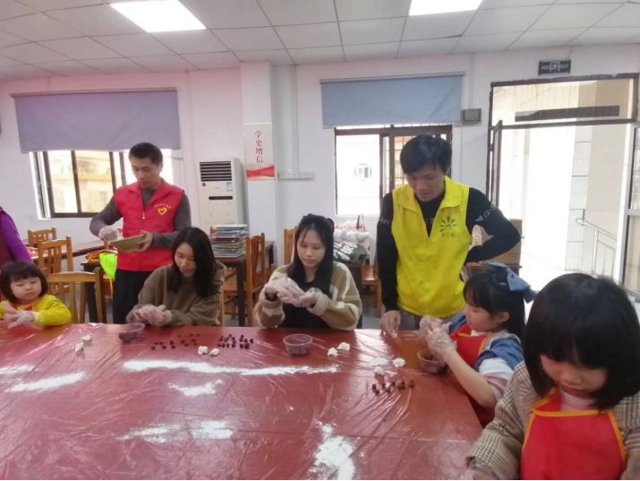 阜沙鎮(zhèn)禁毒信息〔2023〕第27期--“元宵共團(tuán)圓，拒毒享平安”-阜沙鎮(zhèn)開展2023年元宵節(jié)湯圓制作